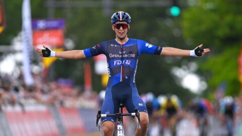 Watson triomphe lors de sa première étape pro grâce à une attaque décisive en montée qui clôt le Tour de Wallonie !