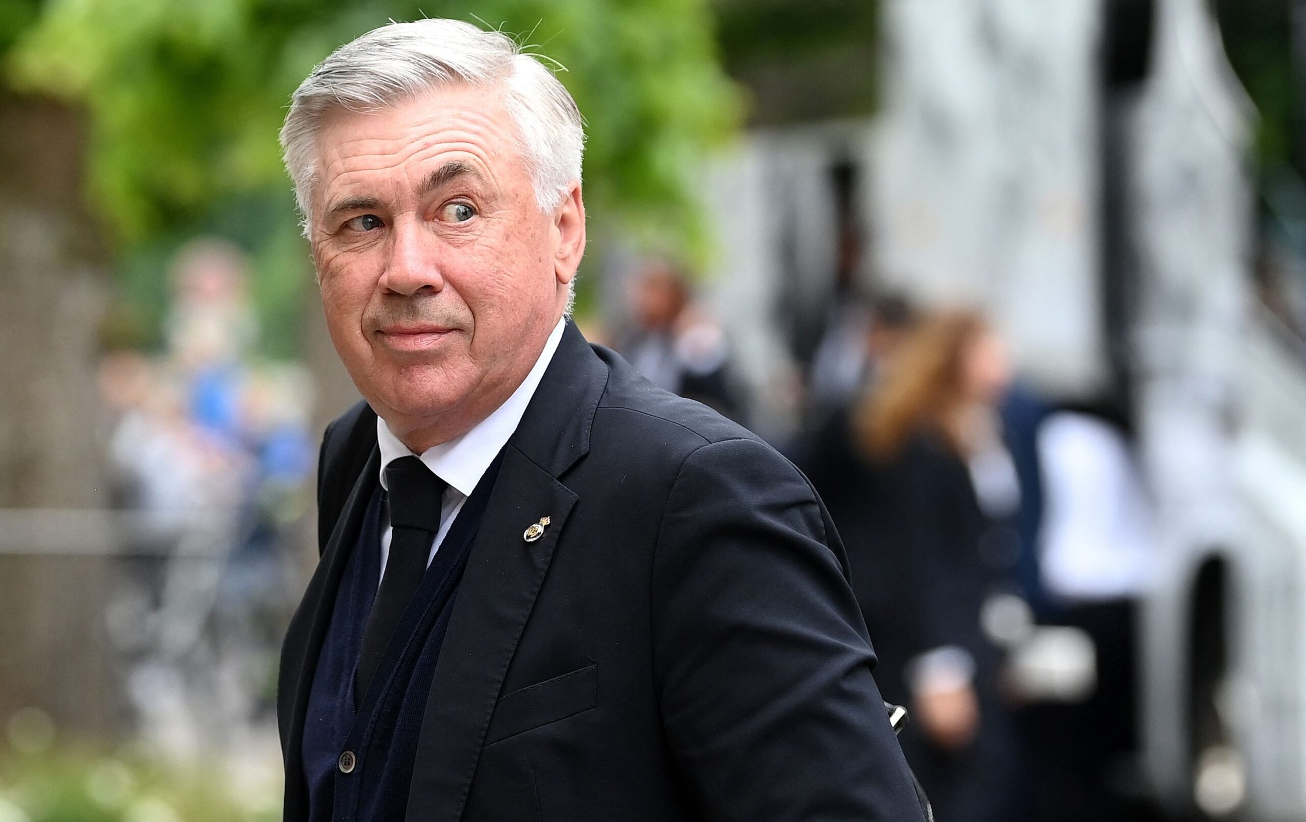 Carlo Ancelotti dévoile son plan audacieux pour une attaque étoilée au Real Madrid la saison prochaine !