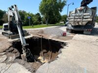 Fermeture de la rue principale de Stittsville suite à une rupture de canalisation !