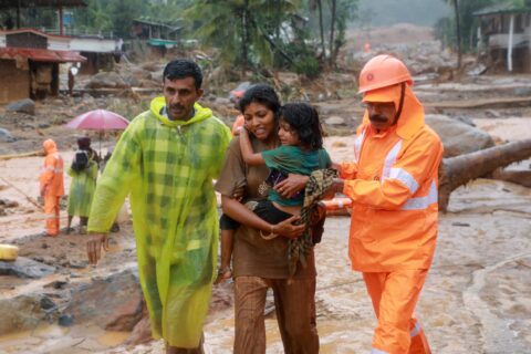 Glissements de terrain à Wayanad : L’appel urgent de Rahul Gandhi pour une aide gouvernementale alors que le bilan dépasse les 100 morts au Kerala, Inde