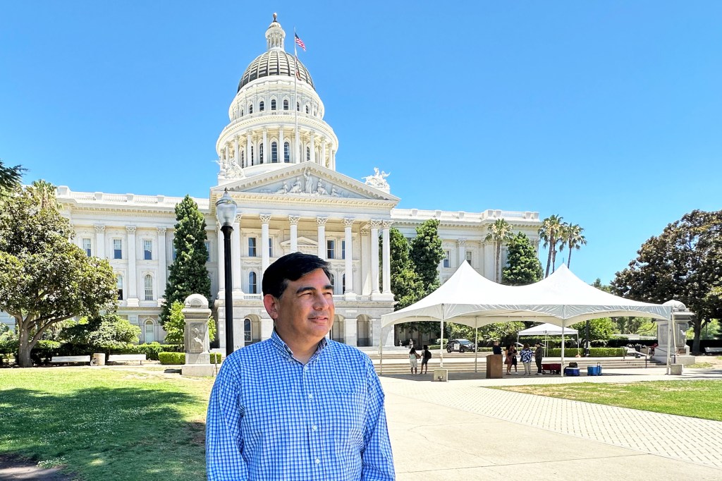 Pionnier de la santé en Californie se lance à l’échelle nationale et se prépare à des affrontements partisans !