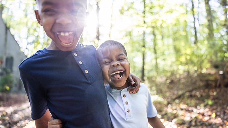 Des Pauses Écran Courtes pour Améliorer la Santé Mentale des Enfants !