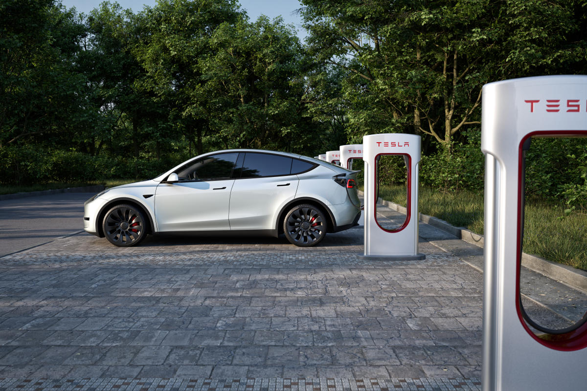 Tesla met en garde contre l’astuce du chargeur avec serviette humide, mais c’est trop tard !