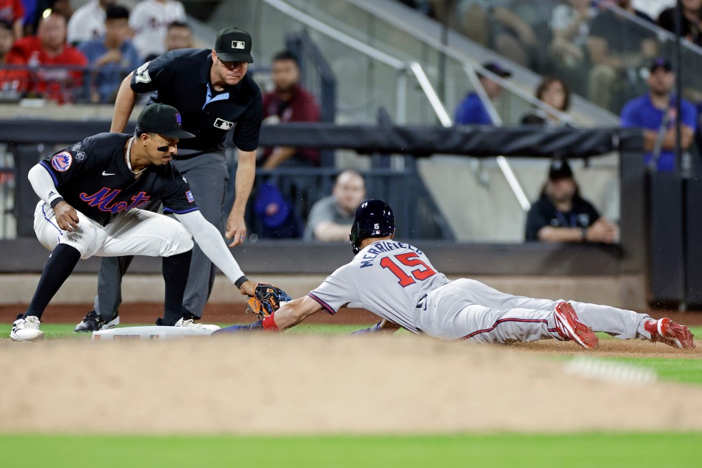 Les commentateurs des Mets déconcertés par une décision controversée qui a bouleversé le match contre les Braves !