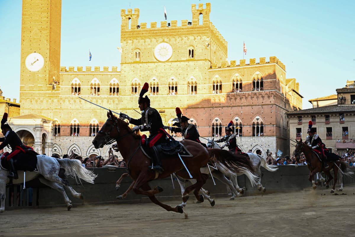 La Bella Vita: Les meilleurs événements d'Italie en août et pourquoi tant d'Italiens possèdent une résidence secondaire