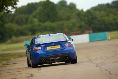 Subaru BRZ contrôlée par les mains de Mission Motorsport