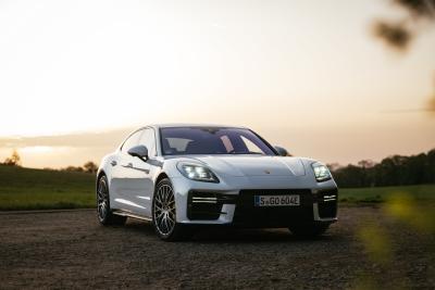 Les hybrides joueront probablement un rôle plus important à court terme pour Porsche