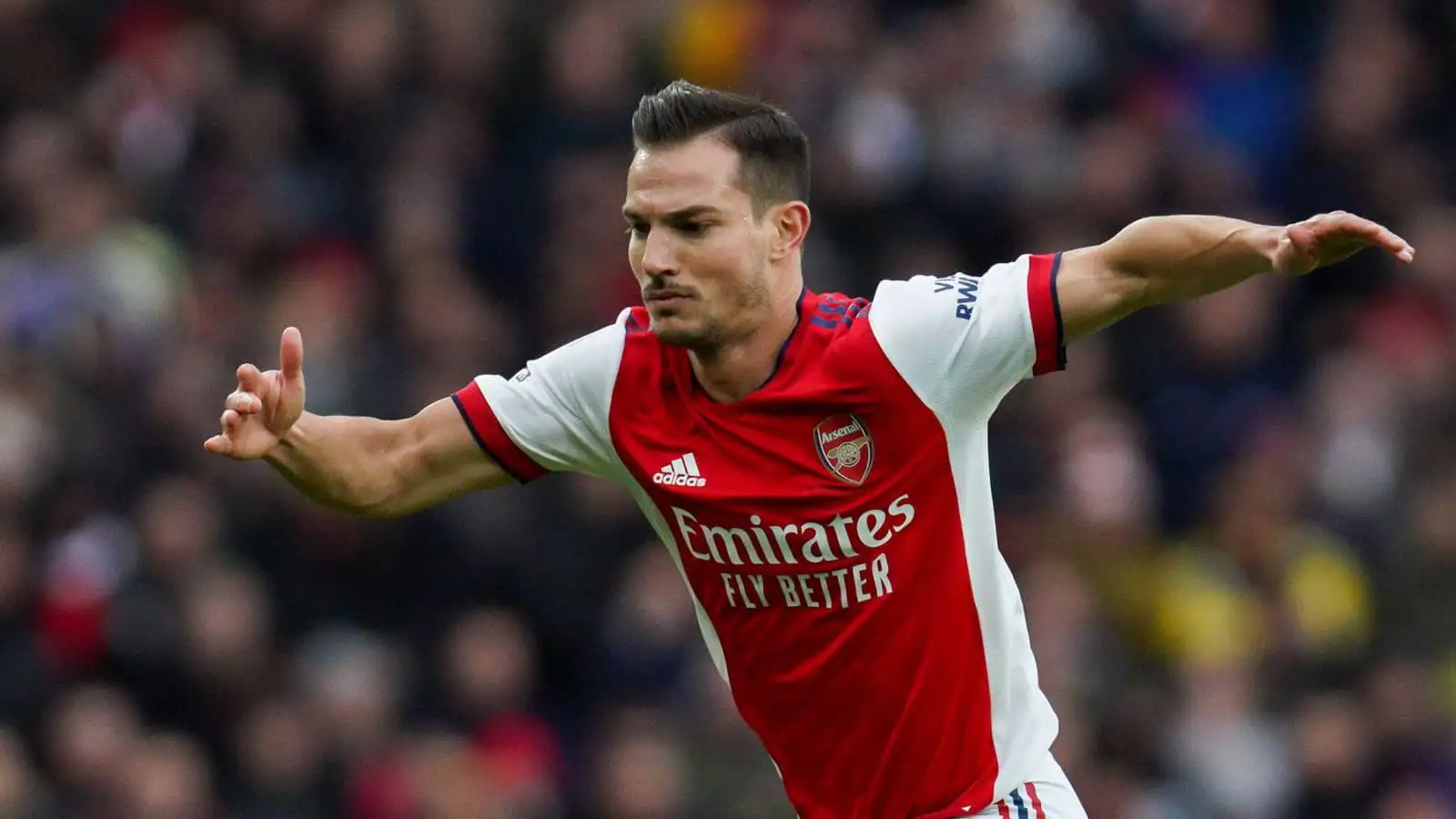 Transfert exclusif d'Arsenal : Les agents de Cedric Soares recherchent activement un transfert après le message clair d'Arteta ; Villarreal et des clubs de Premier League intéressés