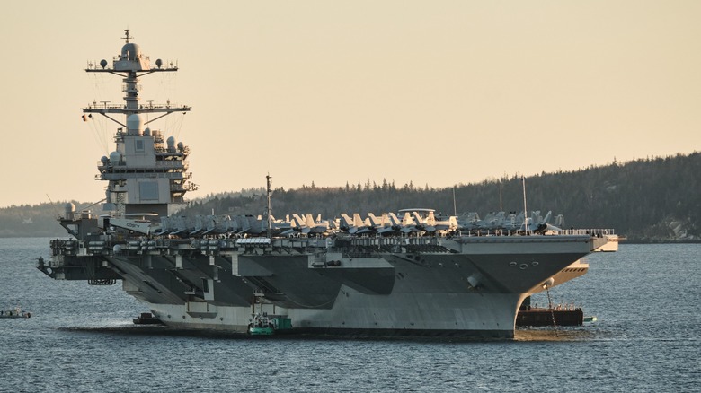 USS Gerald R. Ford sur l'eau