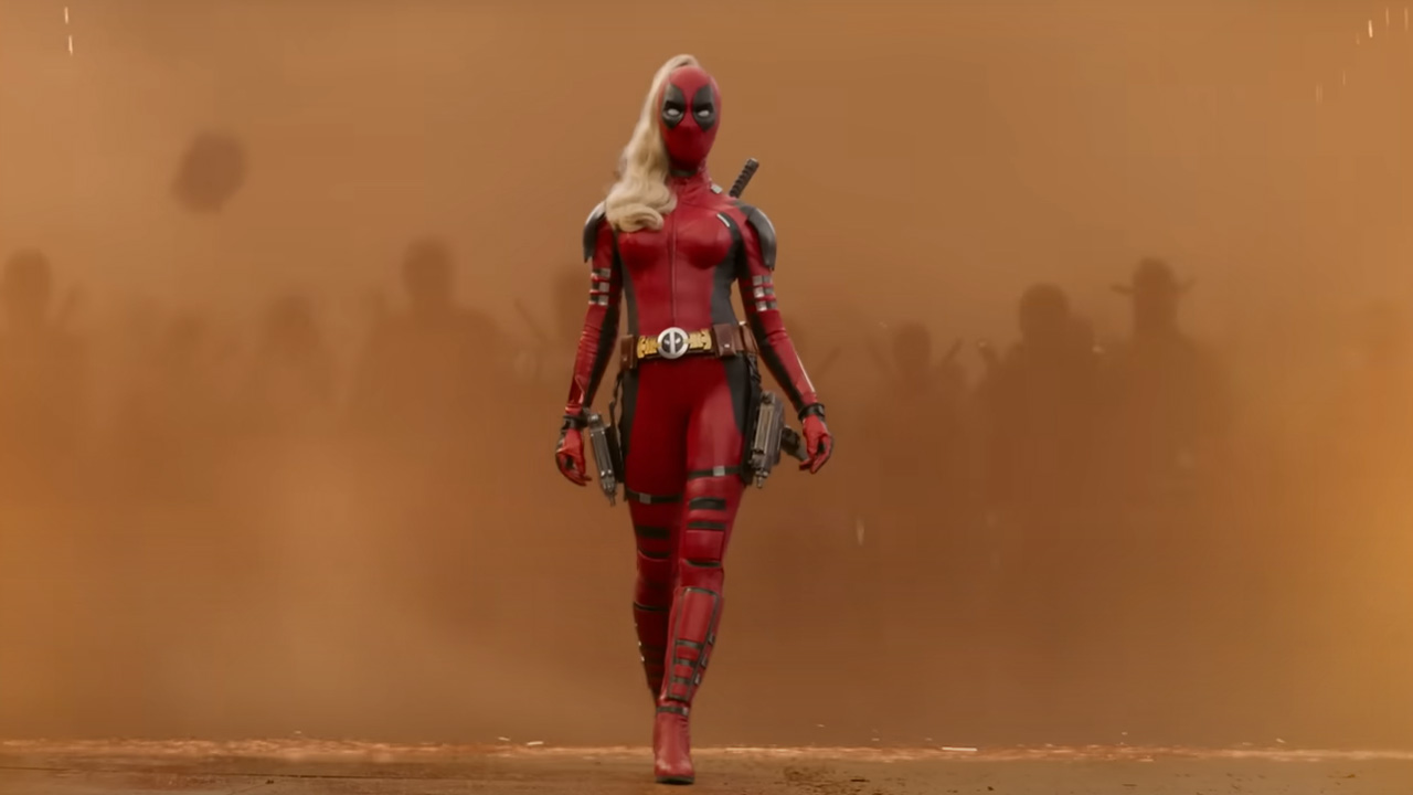 Lady Deadpool émerge d'un portail dans Deadpool et Wolverine