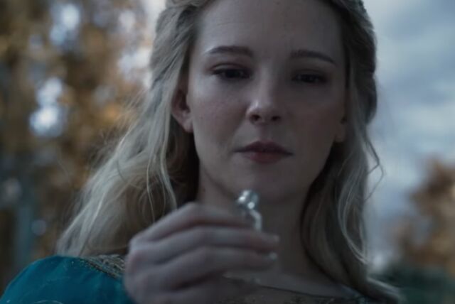 Galadriel (TKTK) portera l'un des Anneaux de Pouvoir dans la saison 2.