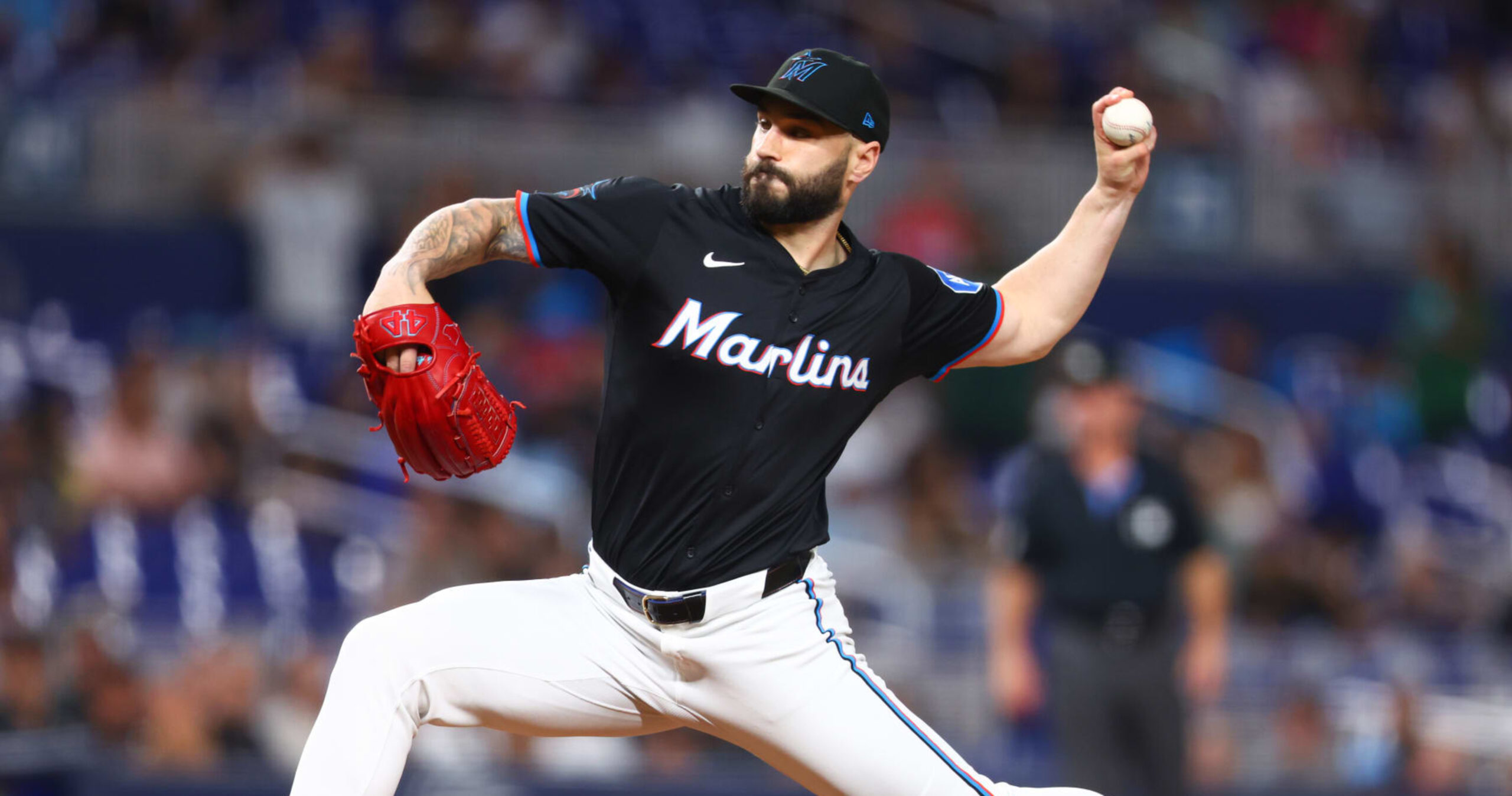 Rumeurs MLB : Tanner Scott échangé aux Padres, les Marlins accueillent Robby Snelling et d’autres espoirs prometteurs !