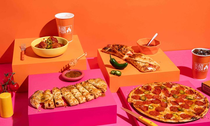 Blaze Pizza Lance une Gamme Sucrée et Épicée : Découvrez Quatre Nouvelles Délices ou Réveillez Vos Favoris !