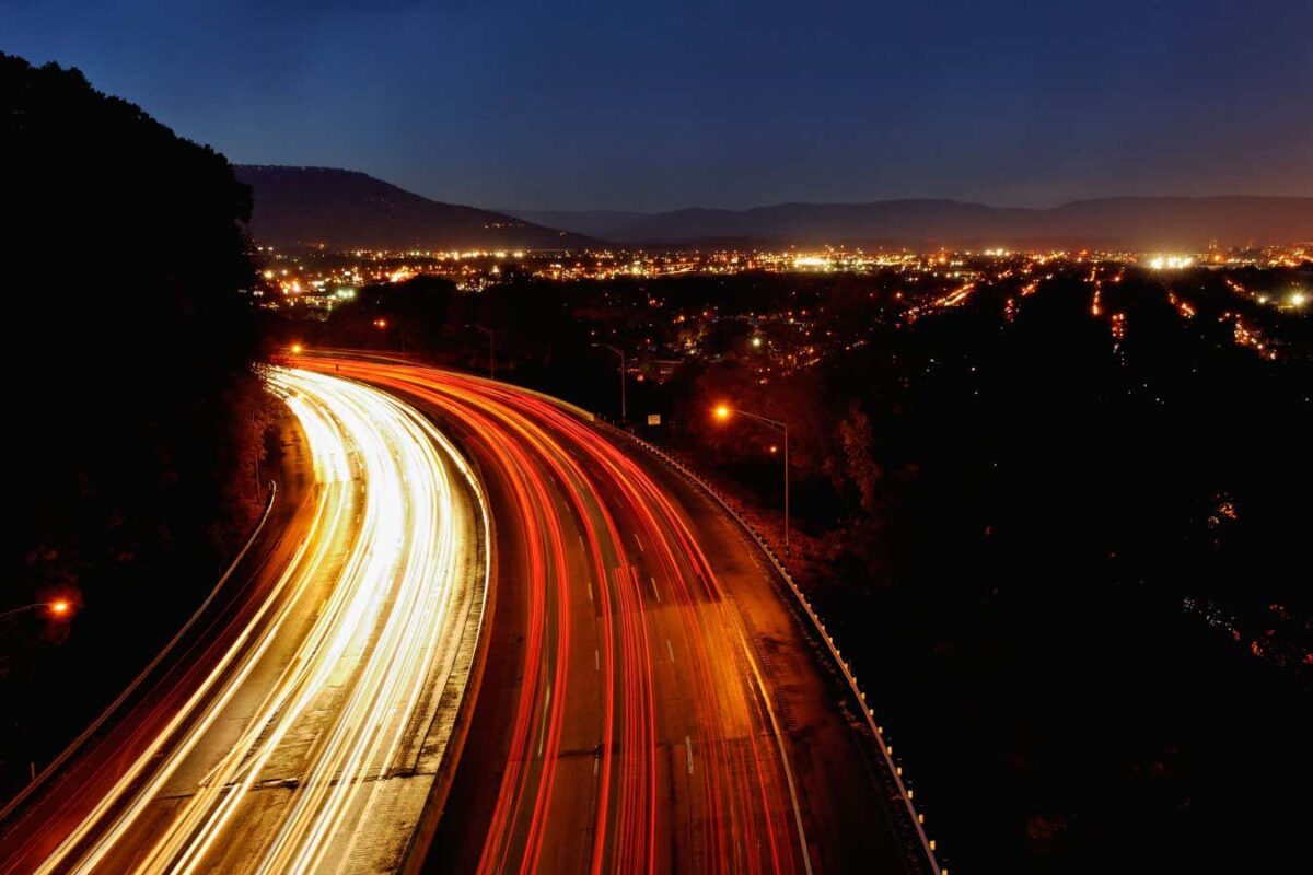 L’IA prend les rênes pour réguler les limites de vitesse sur les autoroutes américaines !