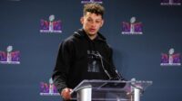 Pat Mahomes : un sosie sur et en dehors du terrain !