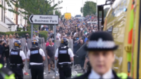 Starmer : La police renforcée pour lutter contre la violence et le désordre !