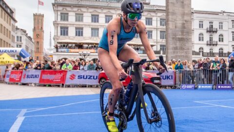 Claire Michel, étoile belge du triathlon, fait le point sur sa santé après des informations contradictoires suite à son retrait du relais mixte aux Jeux Olympiques