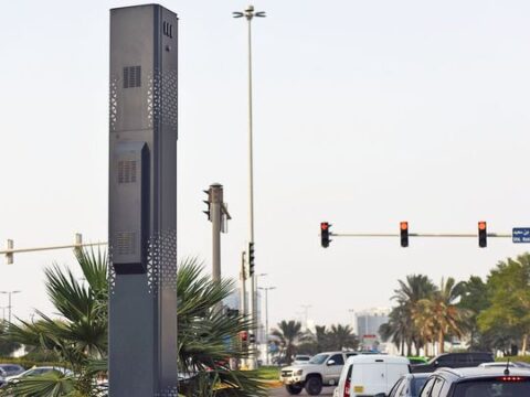 Vitesse maximale abaissée à 100 km/h sur cette route d’Abou Dhabi !