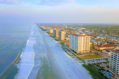 Le Noble Investment Group fait l’acquisition de l’hôtel Courtyard by Marriott à Jacksonville Beach, les pieds dans l’eau !