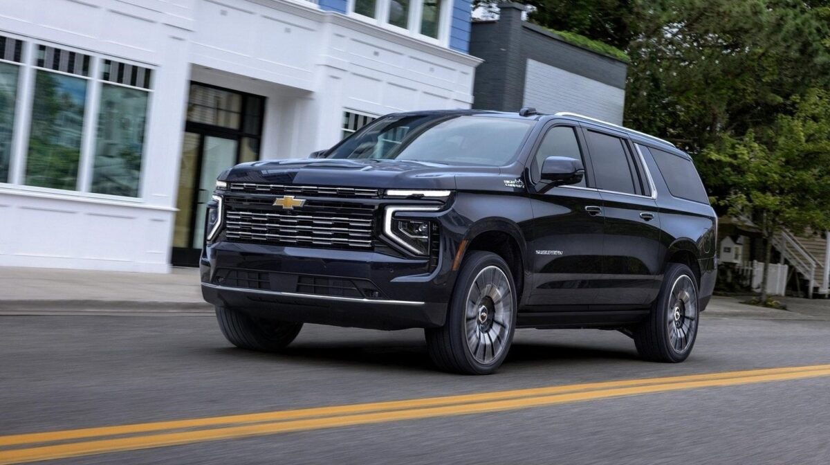 Découvrez les 4 nouvelles fonctionnalités qui vont révolutionner le Chevrolet Suburban 2025 !