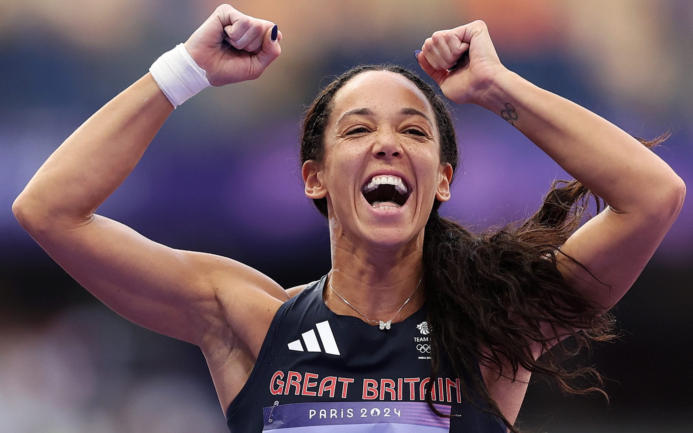 Katarina Johnson-Thompson en quête d’or au heptathlon : suivez les dernières nouvelles des Jeux Olympiques d’athlétisme !