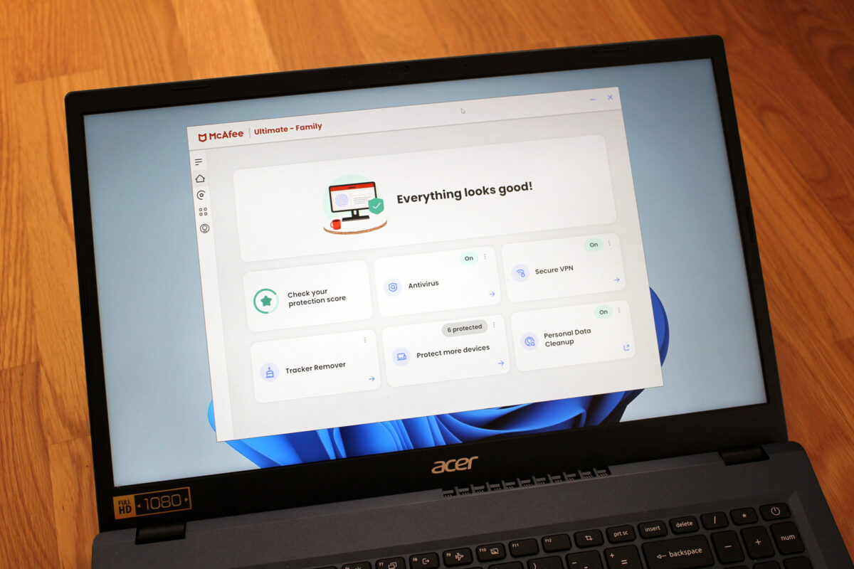 Avis sur McAfee+ Ultimate : Une sécurité complète qui mérite un peu plus de perfectionnement