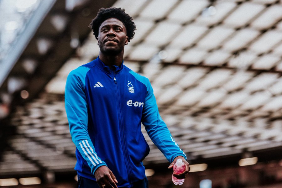 À ne pas manquer : Ola Aina, le talent prometteur, prend de nouvelles responsabilités au camp de pré-saison de Nottingham Forest !