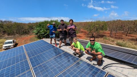 Sur une île hawaïenne rurale, l’énergie solaire ouvre la voie à l’autonomie énergétique