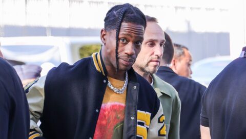 Travis Scott Interpellé à Paris après une altercation avec son garde du corps dans un hôtel de luxe