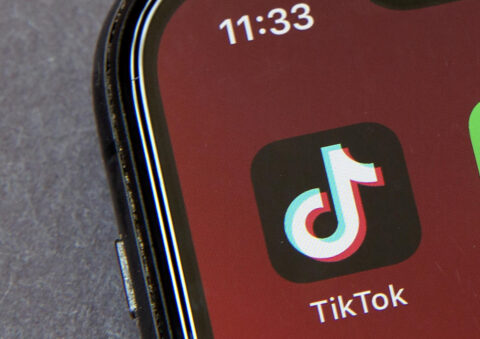 TikTok lance enfin des discussions de groupe pour jusqu’à 32 personnes !