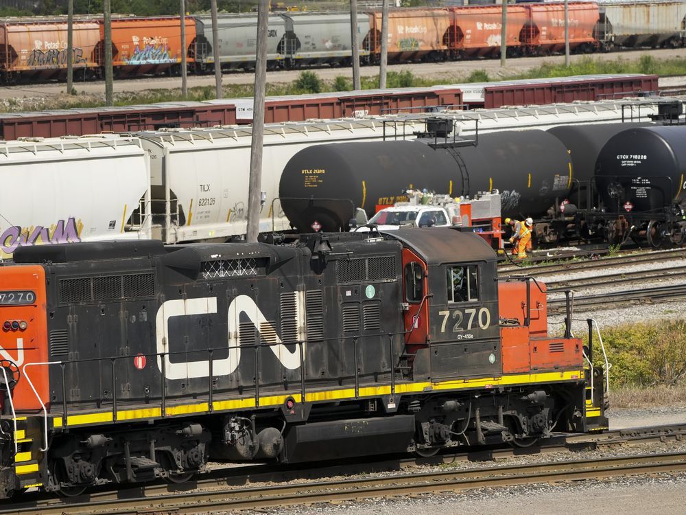 Le ministre des Transports de la Saskatchewan appelle le gouvernement fédéral à intervenir dans le conflit ferroviaire