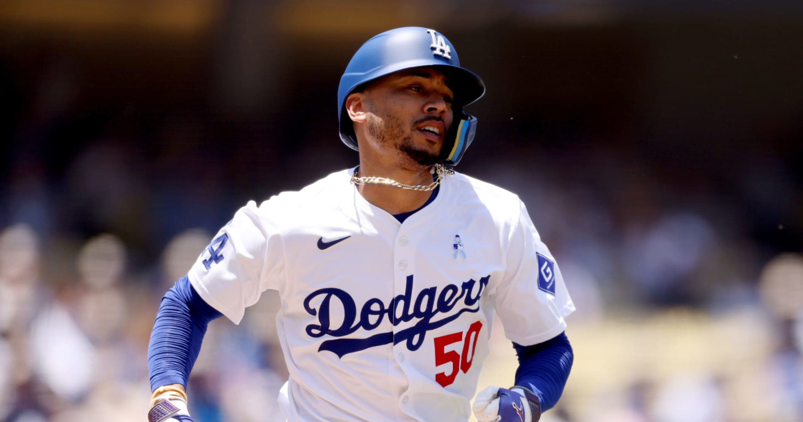 Mookie Betts des Dodgers de retour sur le terrain après sa blessure, Rosario libéré deux semaines après son échange !