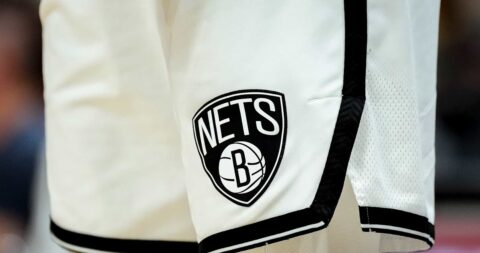 Vidéo : Les Nets défient leurs fans à deviner les noms des logos lors de la révélation du calendrier NBA 2024-25 !