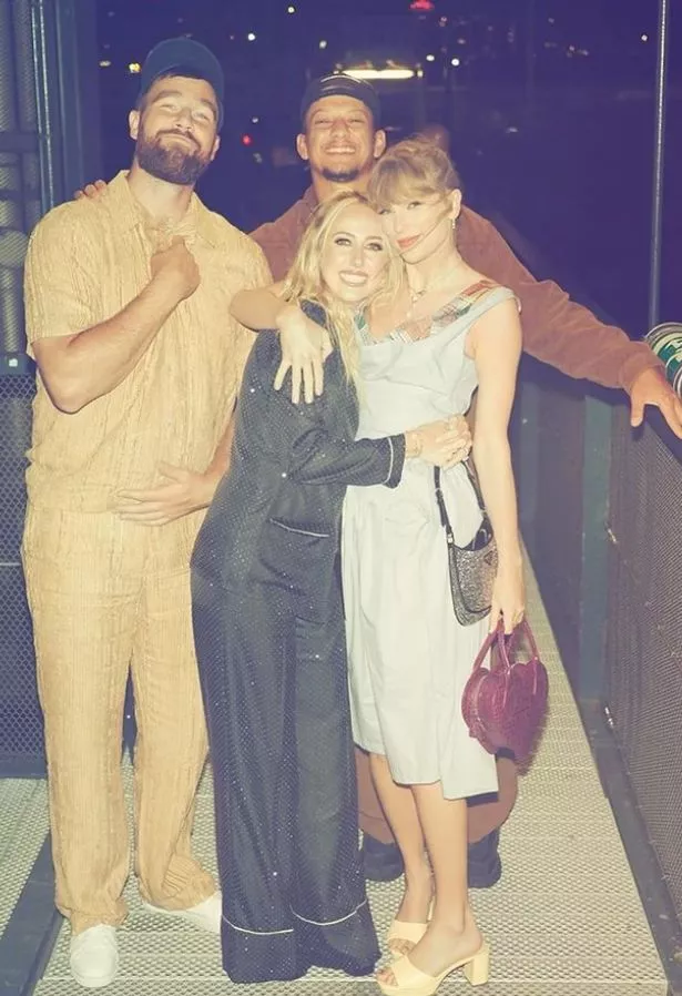 Taylor Swift avec Travis Kelce et Brittany et Patrick Mahomes à Amsterdam