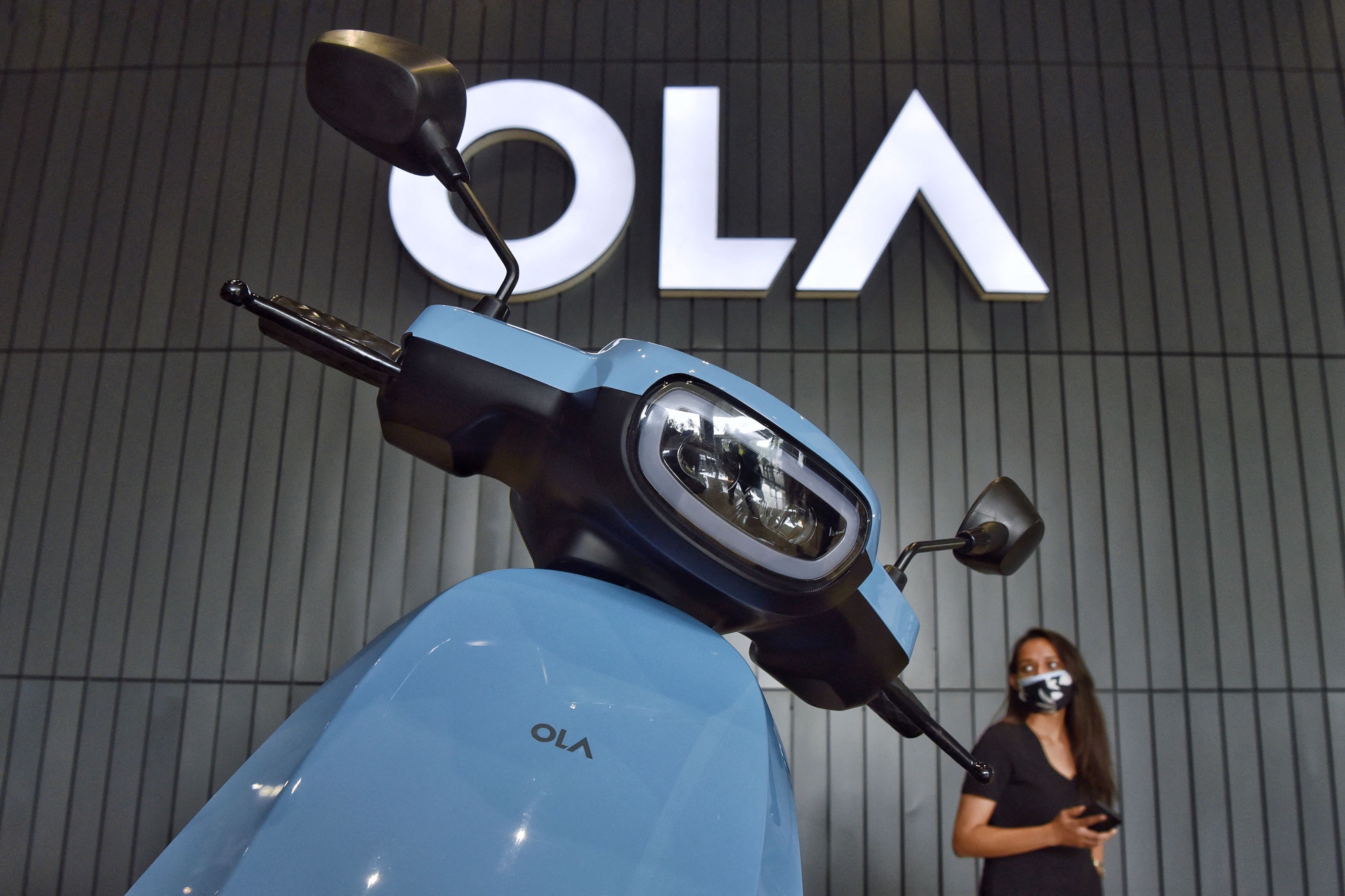 Ola Electric enregistre une hausse de 20 % lors de la plus grande introduction en bourse en Inde depuis deux ans