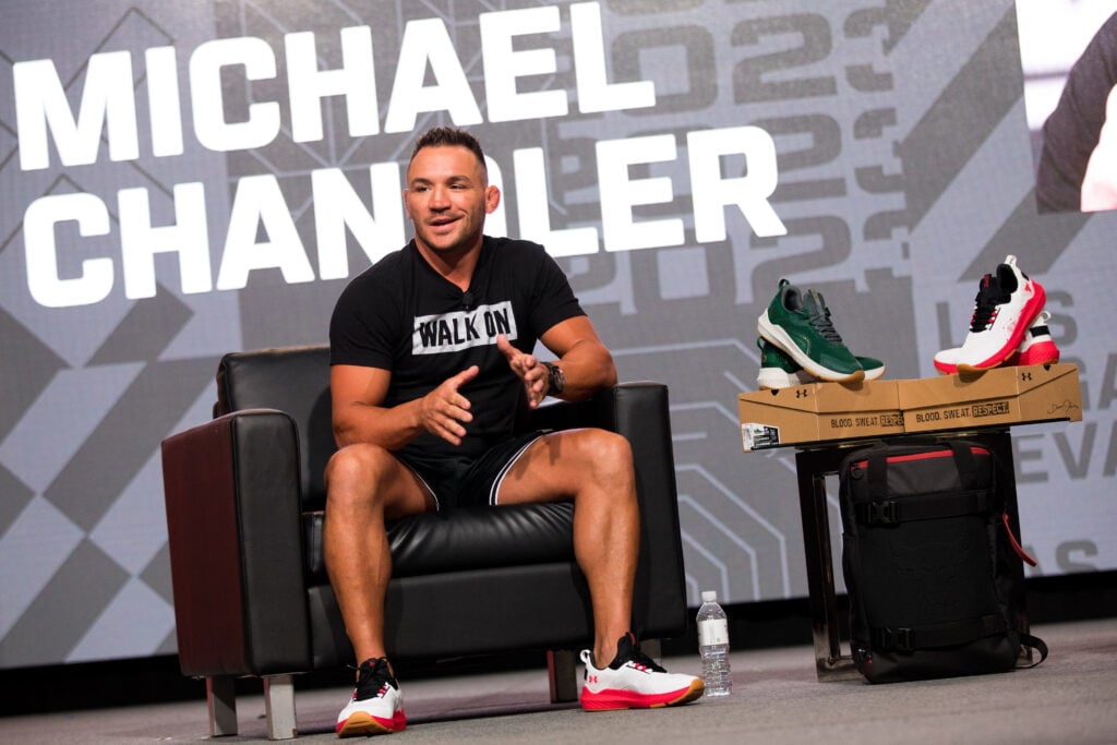 sport Michael Chandler sur scène lors de l'UFC X 2023 au Las Vegas Convention Center le 7 juillet 2023.