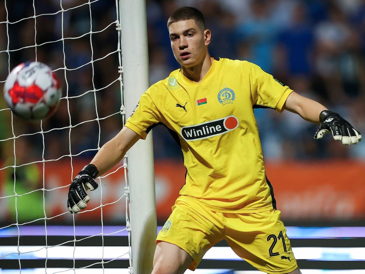Fedor Lapoukhov de Dinamo Minsk en action lors du premier tour de qualification de la Ligue de conférence UEFA Fedor Lapoukhov de Dinamo Minsk en action lors du premier tour de qualification de la Ligue de conférence UEFA