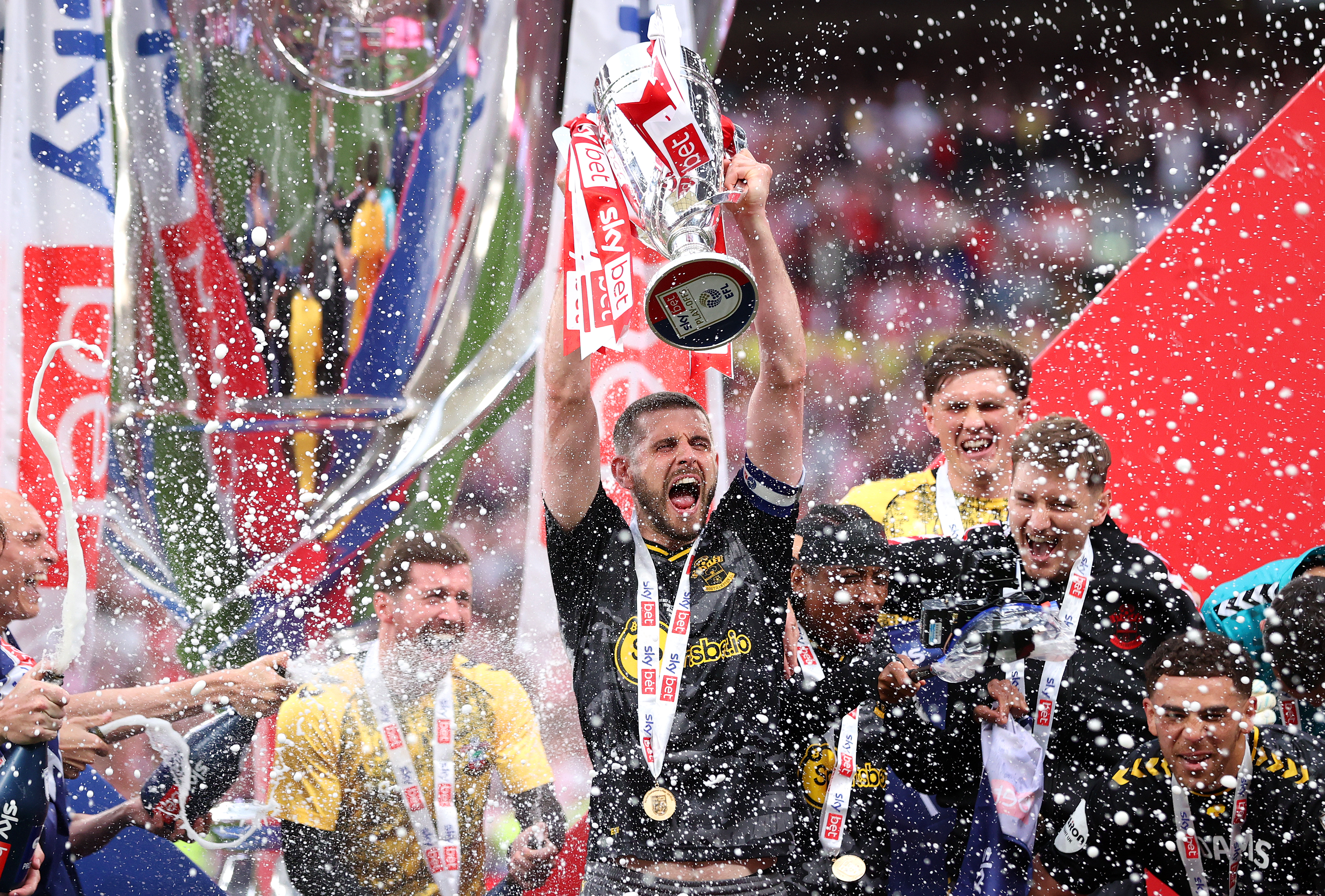 sport Le championnat EFL revient et talkSPORT sera votre source pour toute l'action