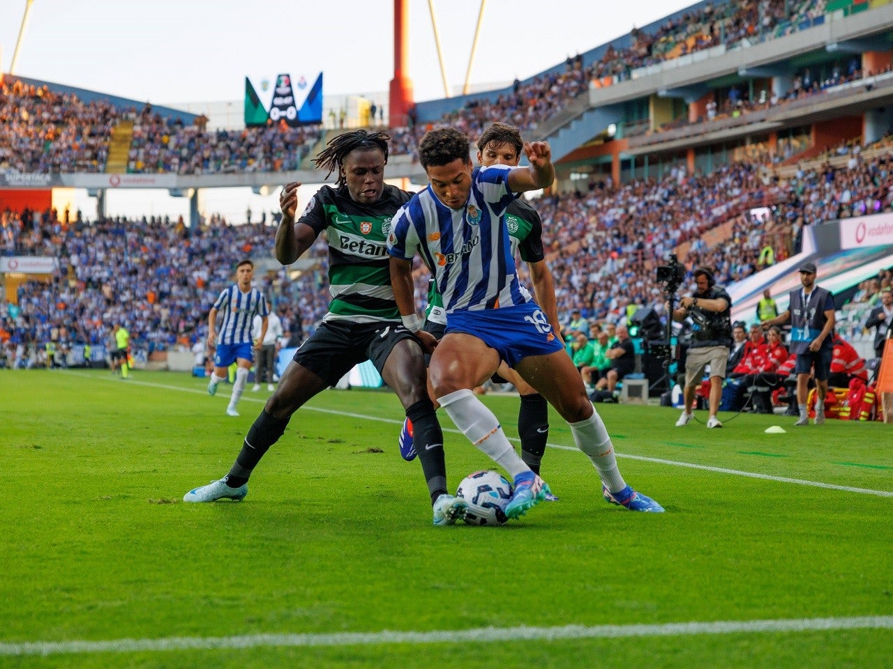 Danny Namaso de Porto en action contre le Sporting Lisbonne le 3 août 2024