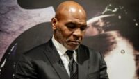 Mike Tyson avoue que son entraînement est « un peu hésitant » avant son retour sur le ring contre Jake Paul : « C’est difficile de marcher en ce moment