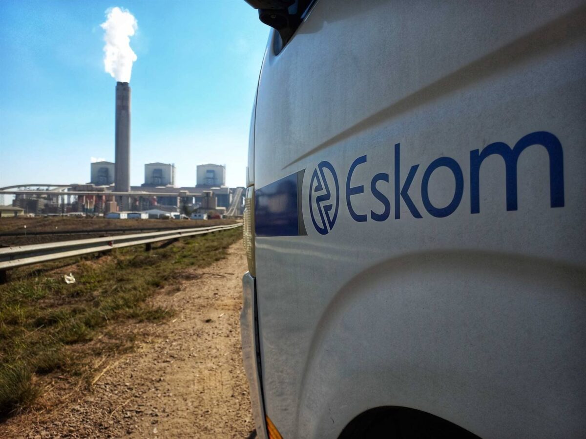 Eskom suspend ses services à Delft, Le Cap, après des attaques contre ses employés