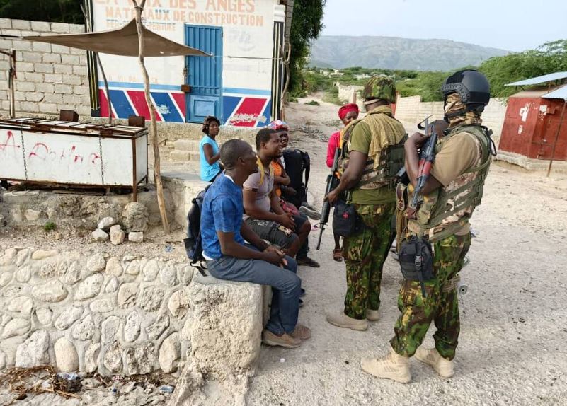 Kenyan Police Urge Haitian Gangs to Surrender as Operations Intensify in Port-au-Prince