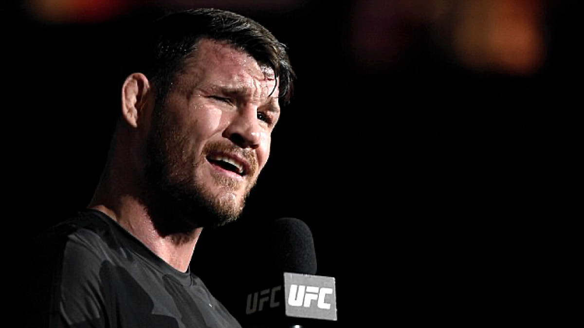 Michael Bisping doesn’t like the idea of Alex Pereira dropping down to middleweight