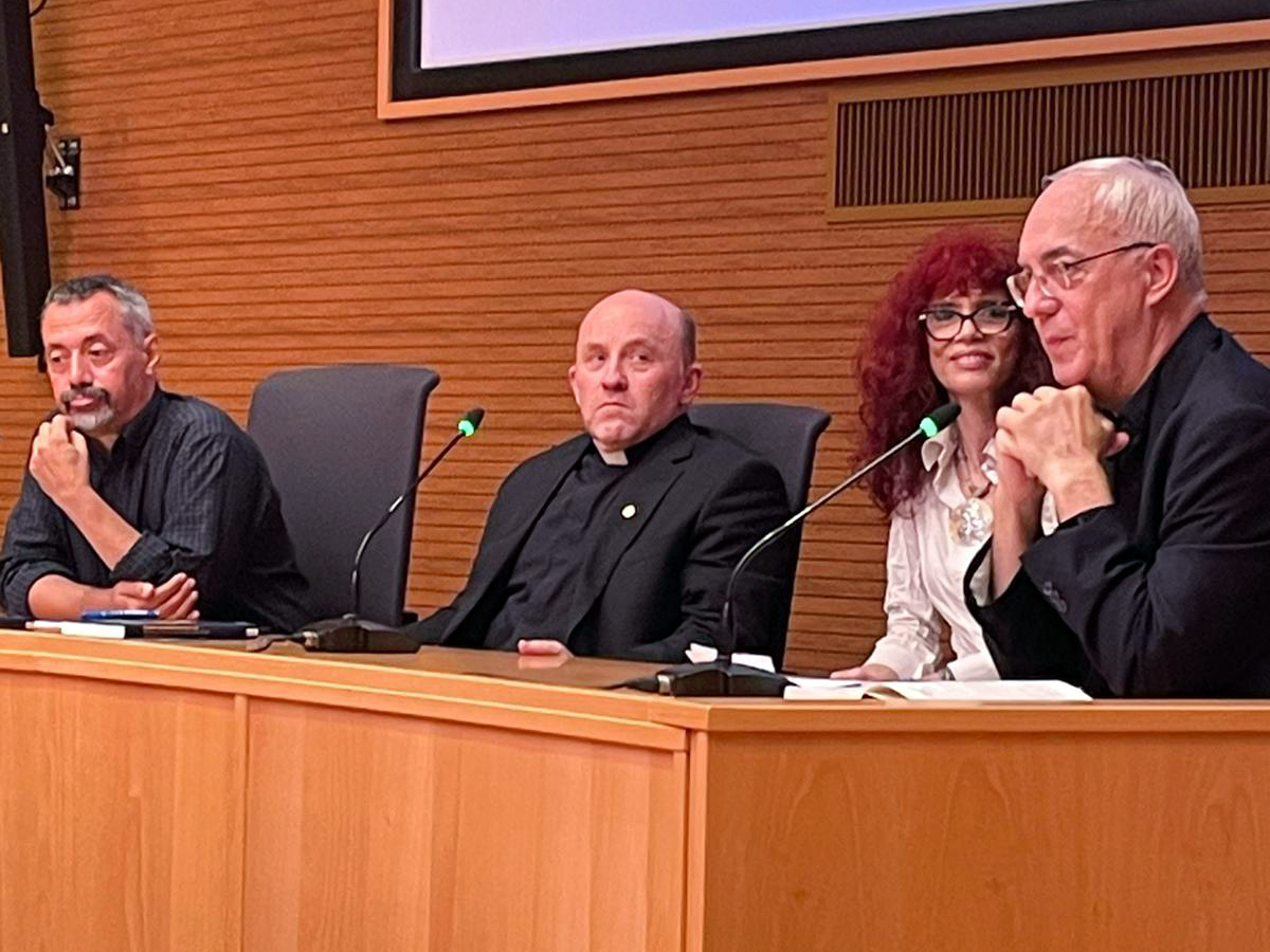 At Vatican, physicists and theologians join forces to answer life’s big questions