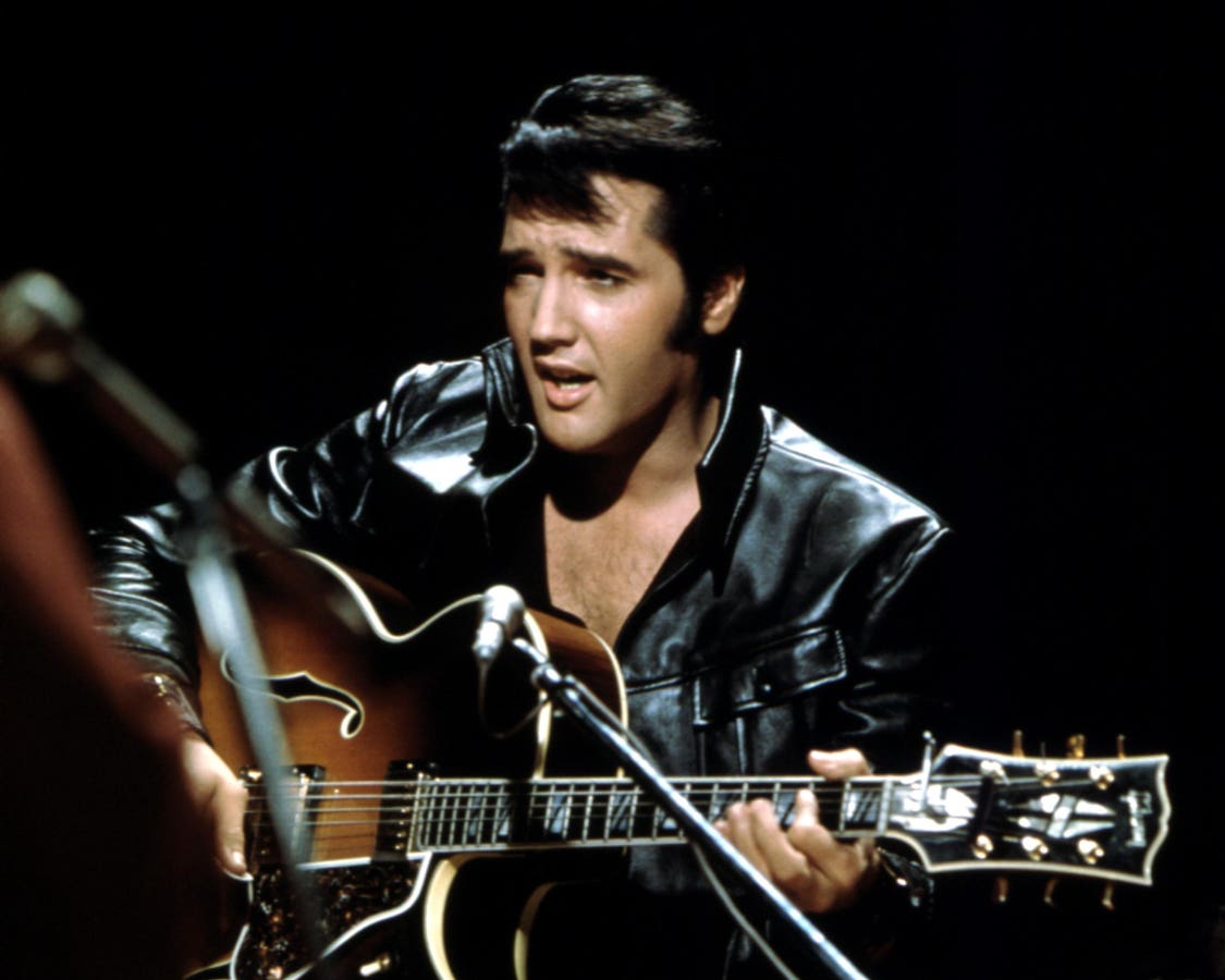 Elvis Presley Reaches A Landmark For The First Time With One Of His No. 1 Albums