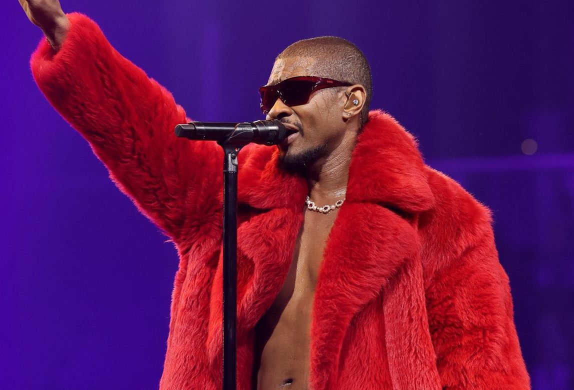 Usher Takes Over Brooklyn With THESE Surprises Guests At ‘Past Present Future’ Tour (VIDEOS)