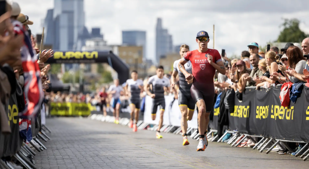 All-in Hayden Wilde takes Supertri London victory, Alex Yee struggles