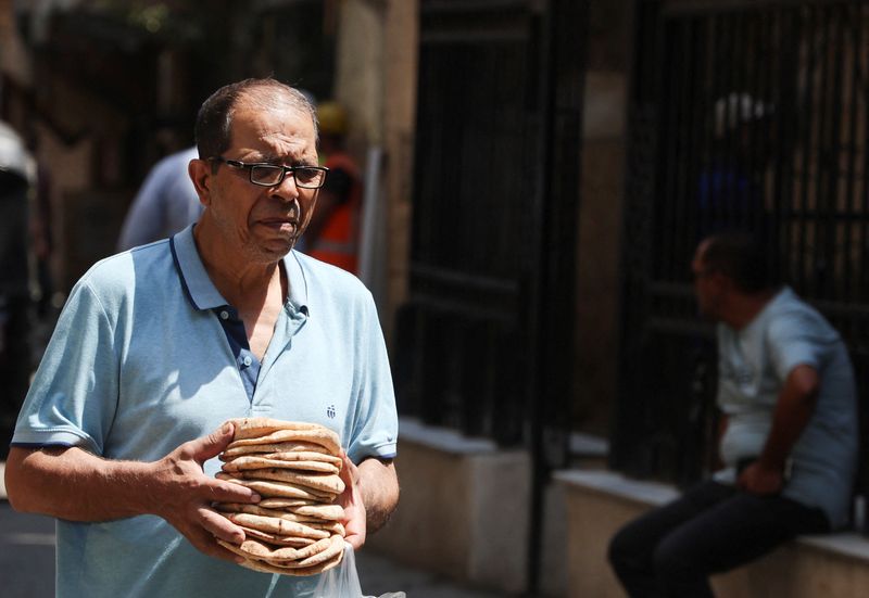 Egypt August inflation seen dropping despite price hikes