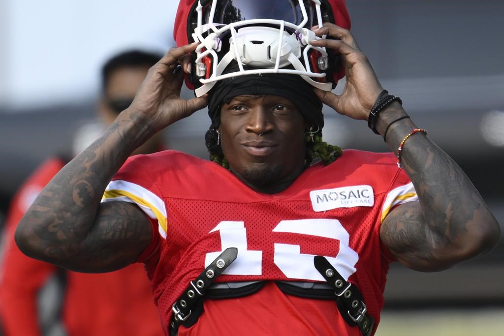 Browns signing former Chiefs’ Super Bowl star Kadarius Toney to practice squad, AP source says