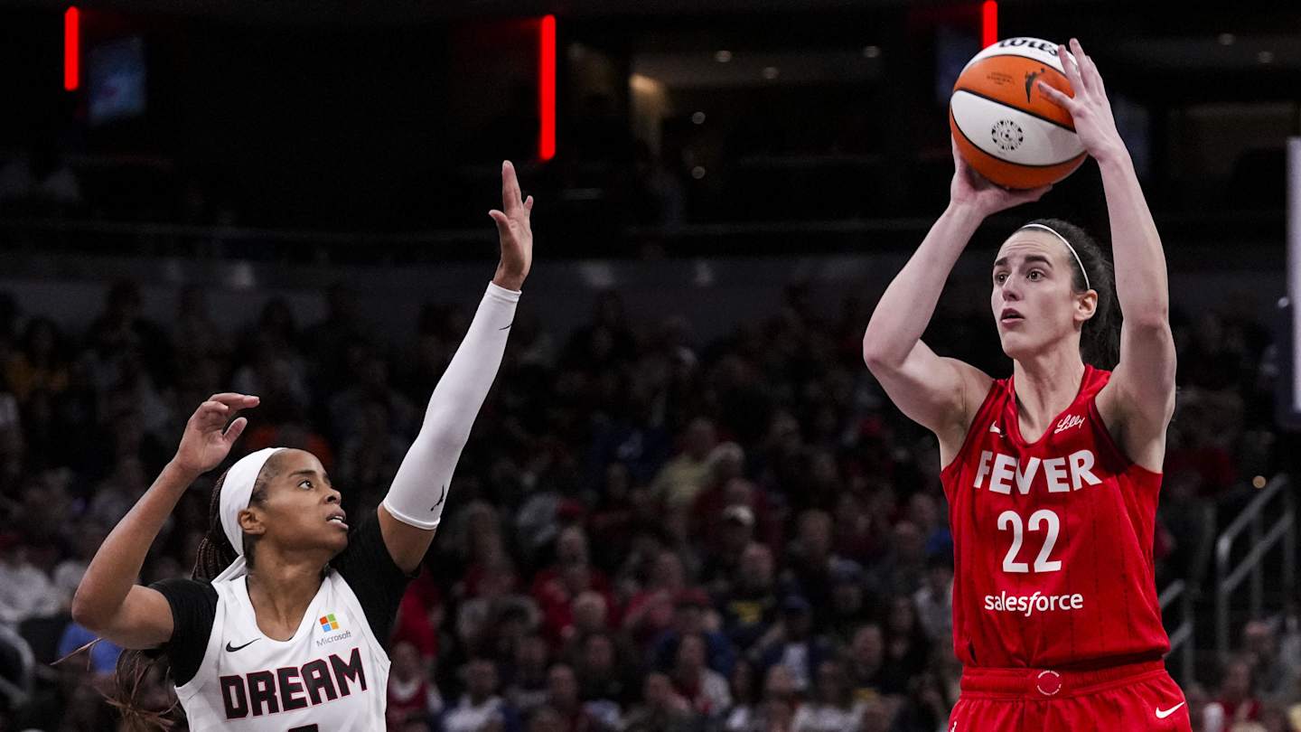 Caitlin Clark Hit One of the Coolest Three-Pointers of Her Career in Win Over Dream